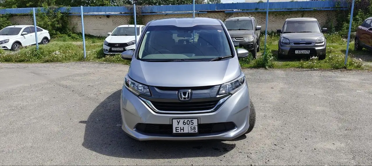 Автомобиль 2019 года, пробег 54 тыс. - Авто в Пенза