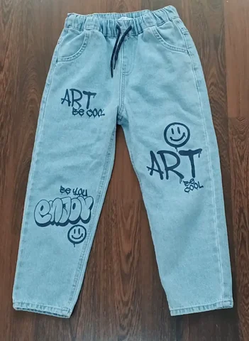 Джинсы для мальчика размер 122 - Товары для детей в Тюмень