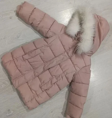 Зимняя куртка 104 размер - Товары для детей в Тюмень