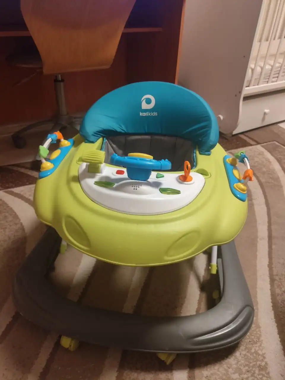 Продам детские ходунки в хорошем состоянии