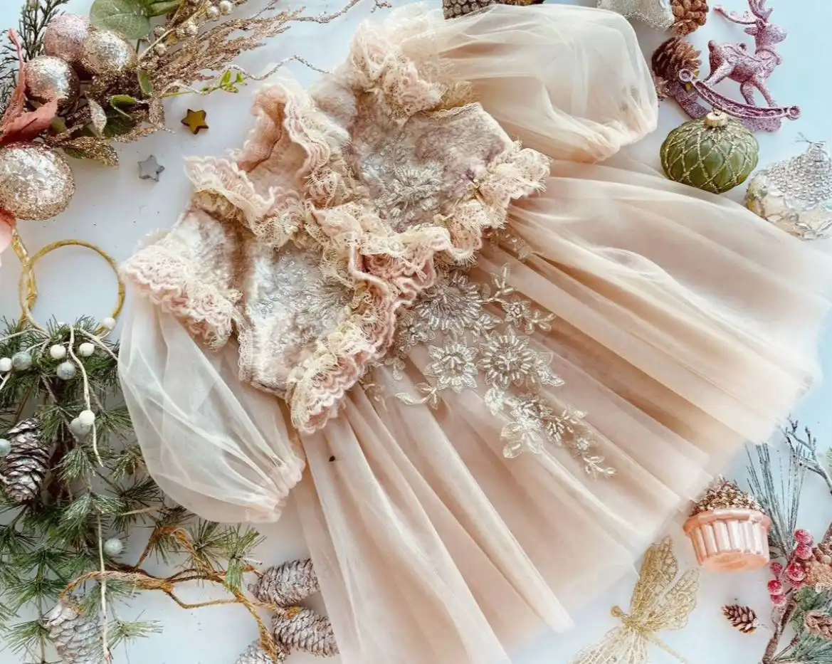 Праздничные платья для девочек ручной работы