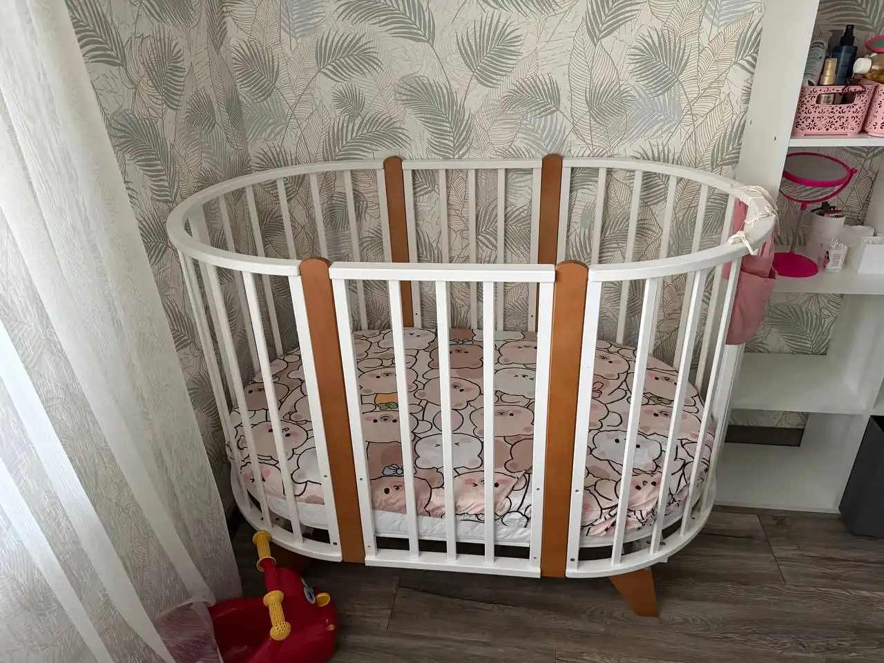 Продам кровать трансформер с маятником и два матраса - Мебель (Для дома и дачи) в Тюмень