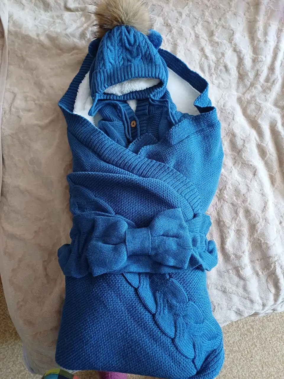 Конверт на выписку с комплектом для новорожденного - Одежда для новорожденных (Товары для детей) в Тюмень