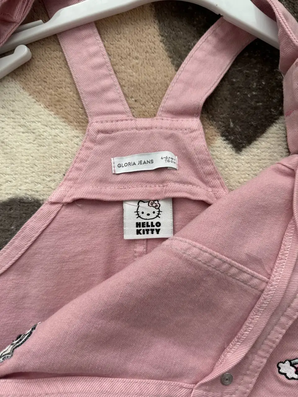 Продажа детской одежды: свитер Zara и сарафан Hello Kitty - Детская одежда (Одежда) в Тюмень