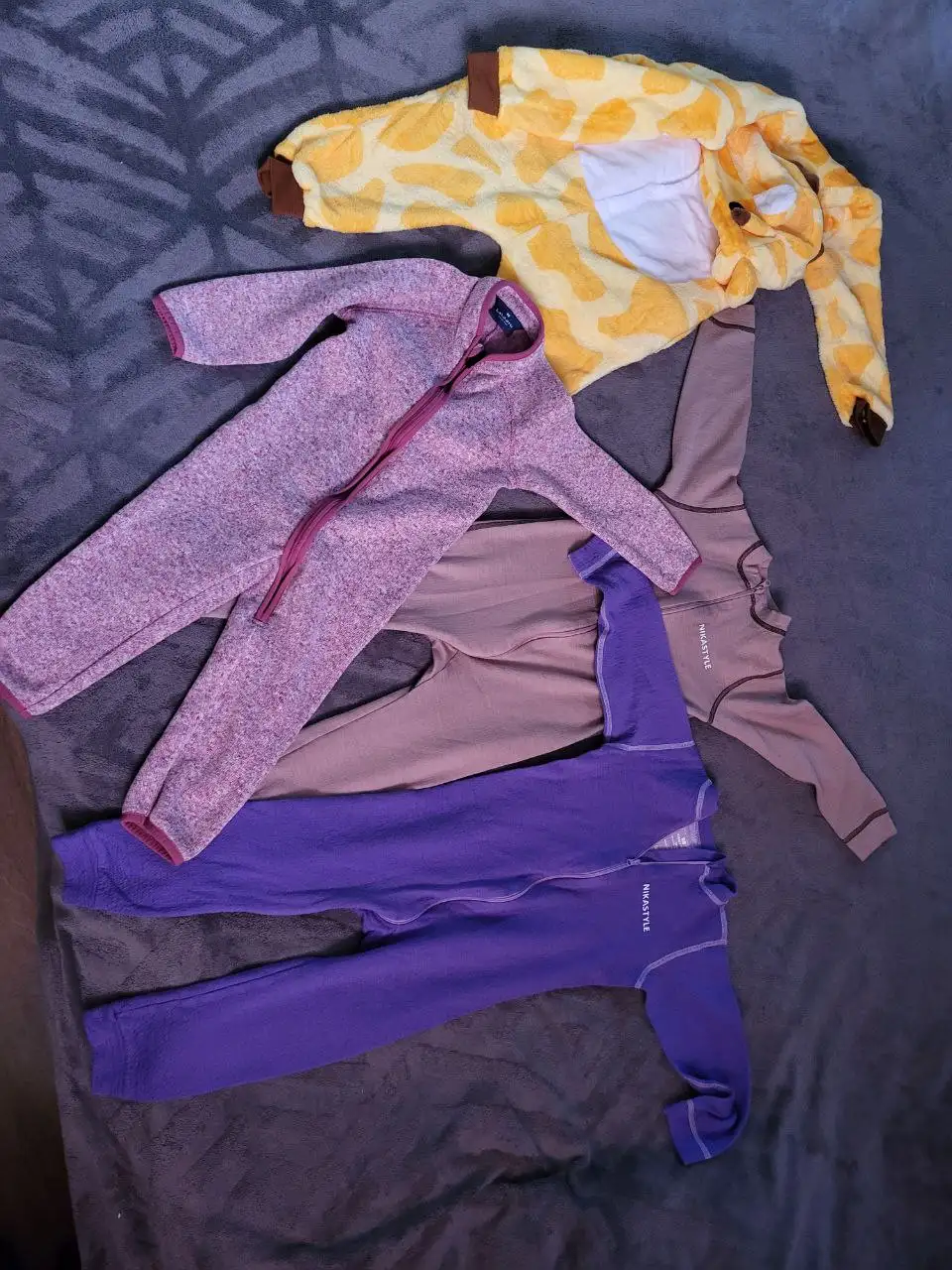 Термобелье и детская одежда б/у в Тюмени - Одежда (Товары для детей) в Тюмень