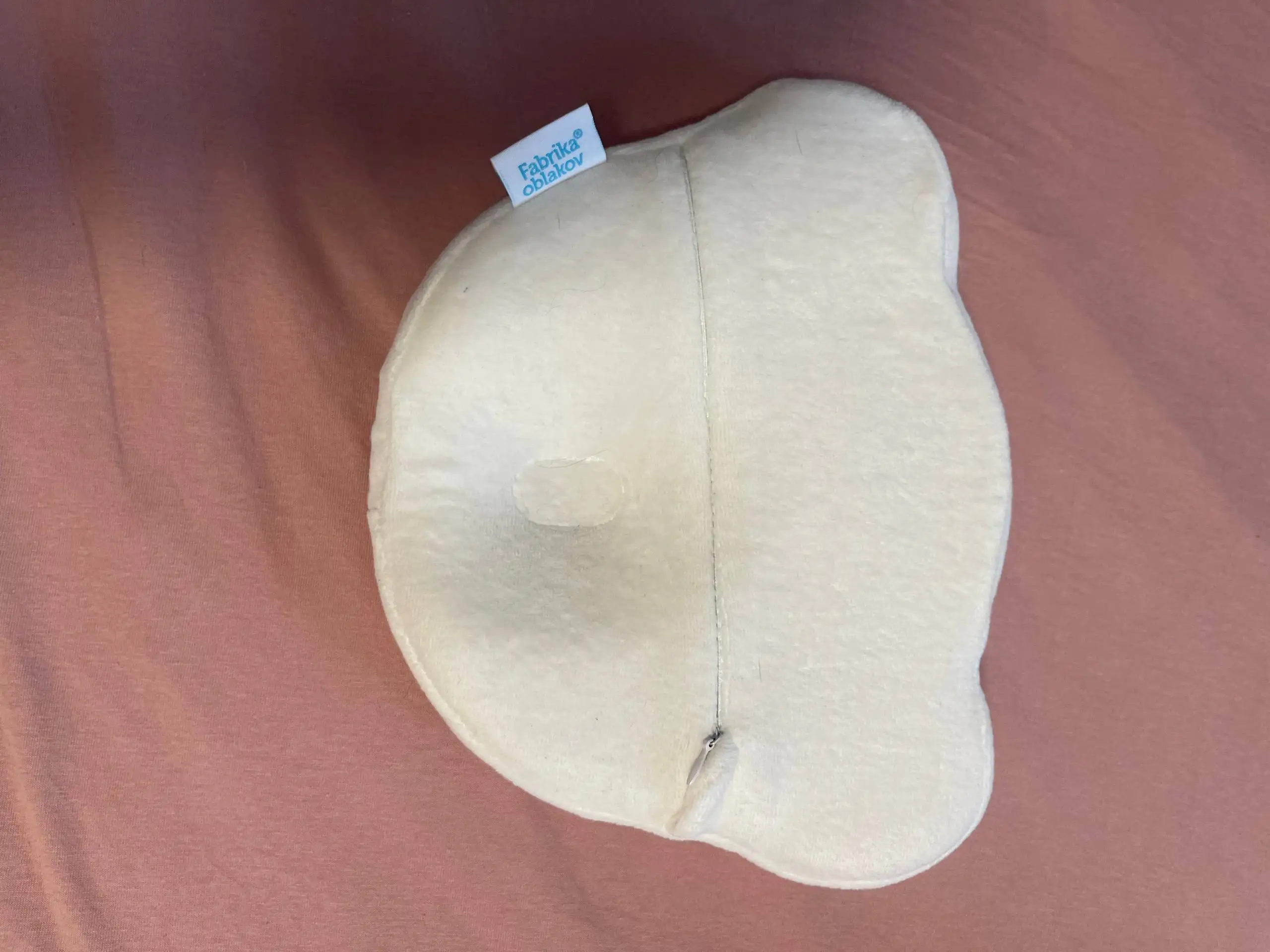 Продам ортопедическую подушку для новорожденного фабрика облаков - Ортопедические товары (Товары для детей) в Тюмень