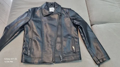 Косуха новая, размер 134 - Мужская одежда в Тюмень