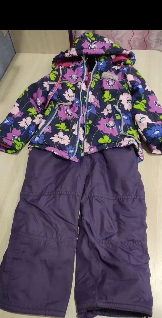 Куртка с комбинезоном на девочку весна-осень - Детская одежда (Одежда) в Тюмень