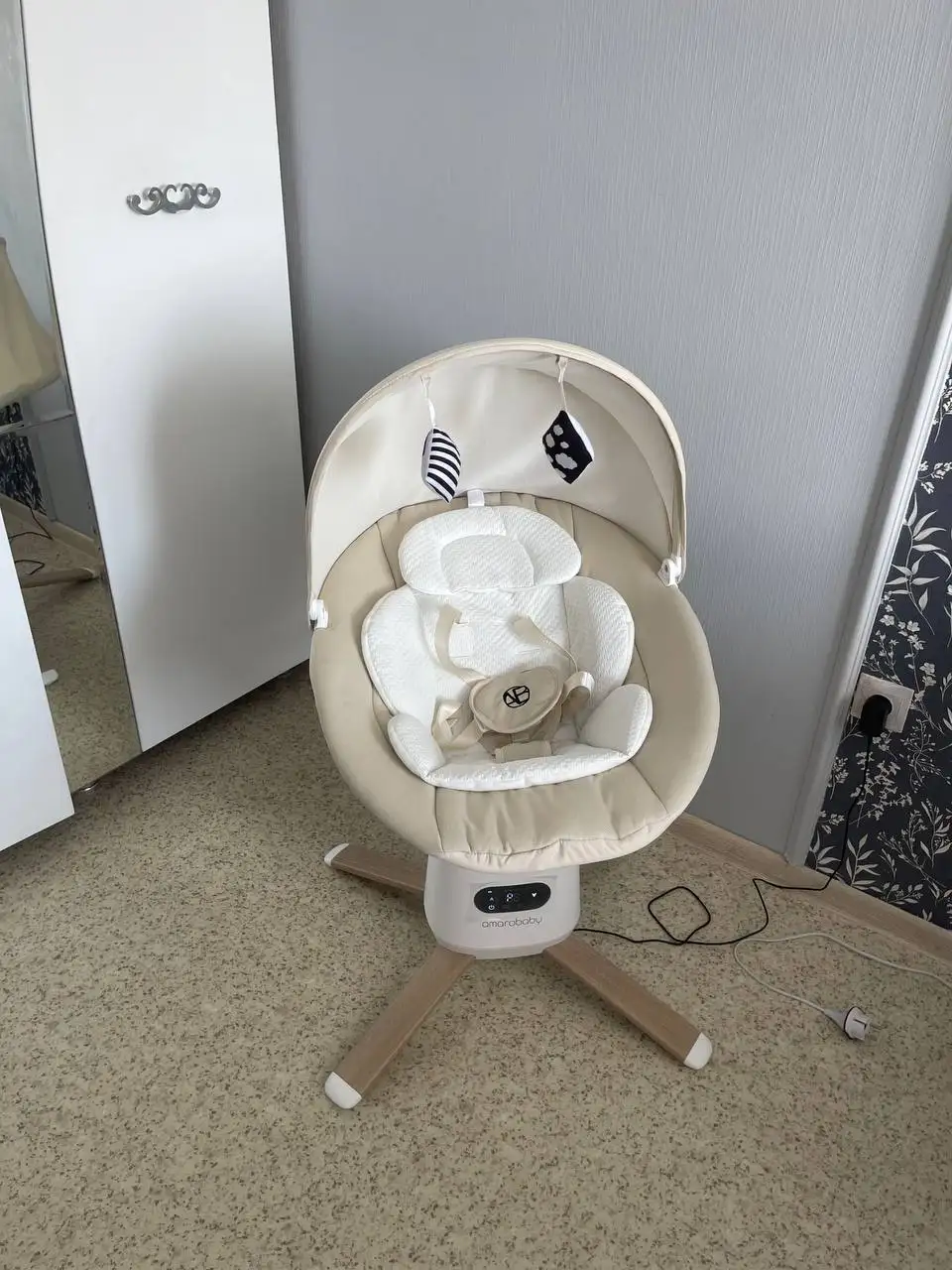 Продам электрокачели Amaro Baby - Детские качели (Товары для детей) в Тюмень