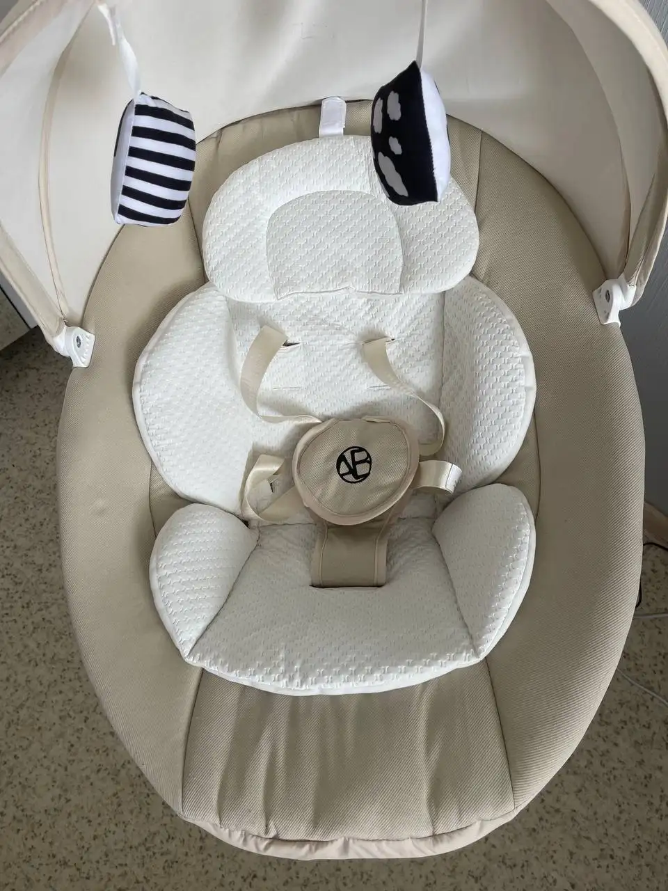 Продам электрокачели Amaro Baby - Детские качели (Товары для детей) в Тюмень