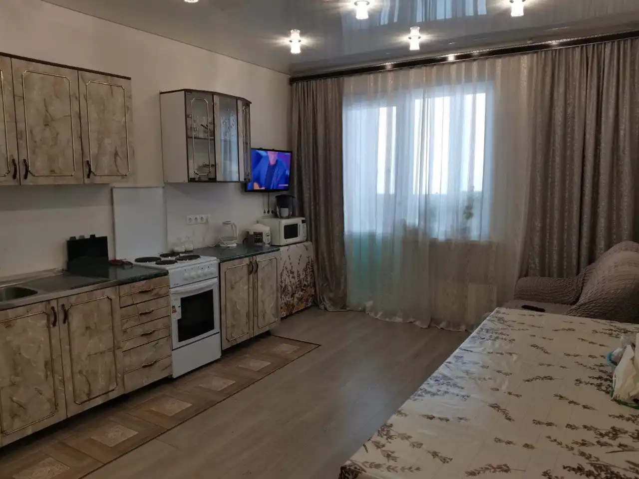 Продается 2-комнатная квартира в Сургуте