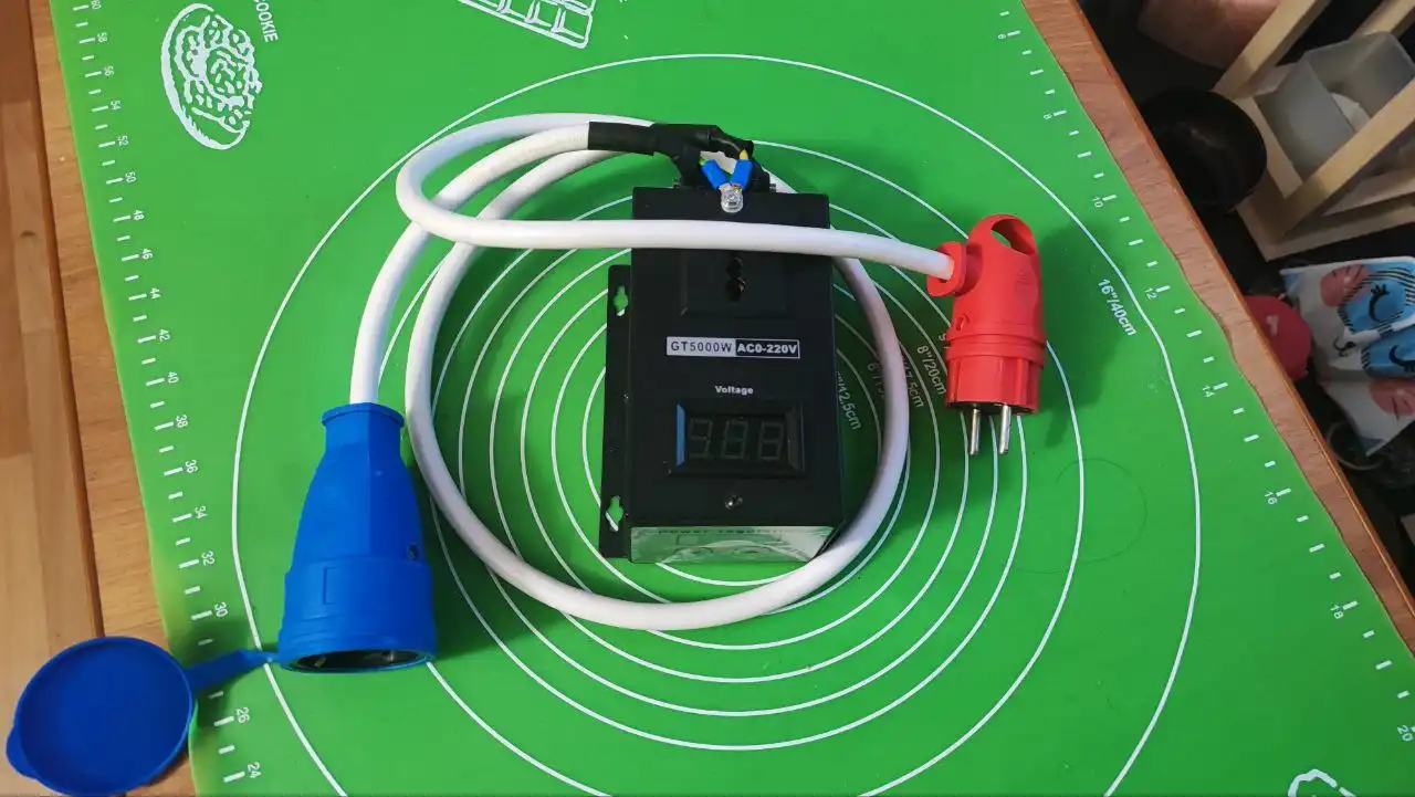 Регулятор мощности для электроприборов с проводами