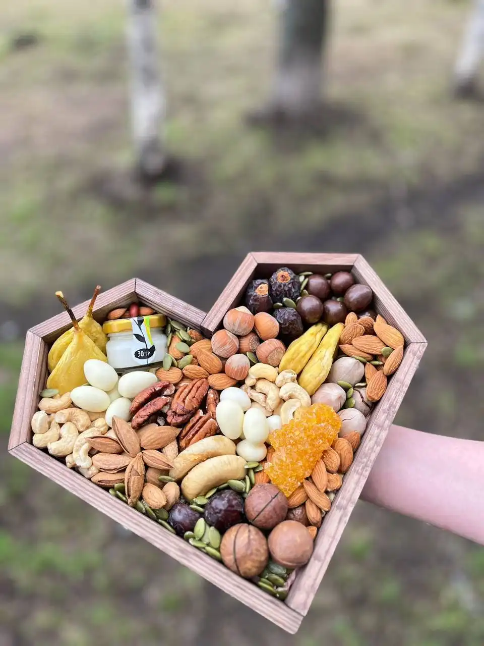Боксы из орехов от мастерской