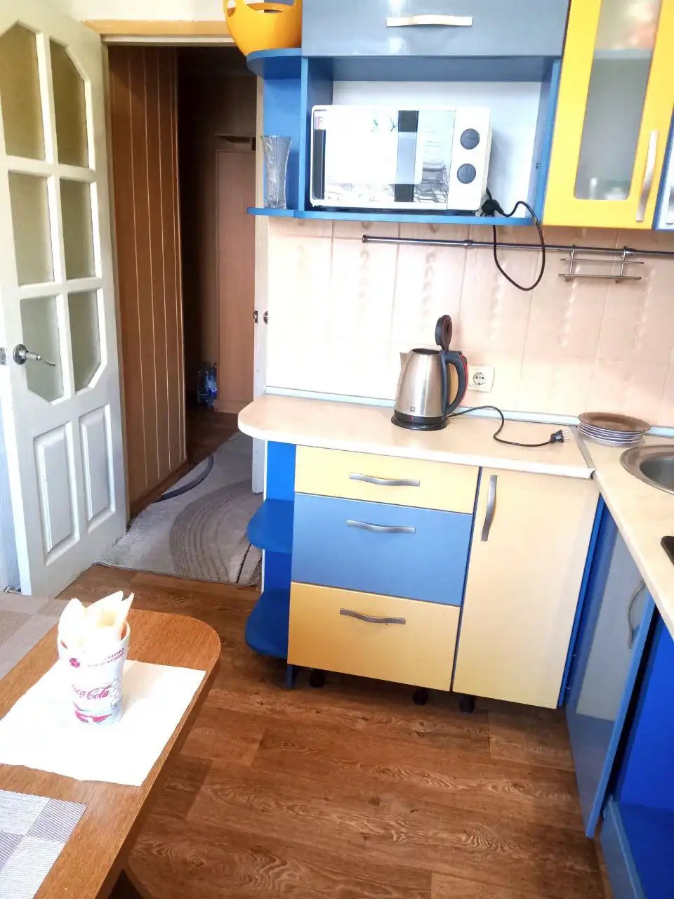 Сдам квартиру посуточно в Луганске