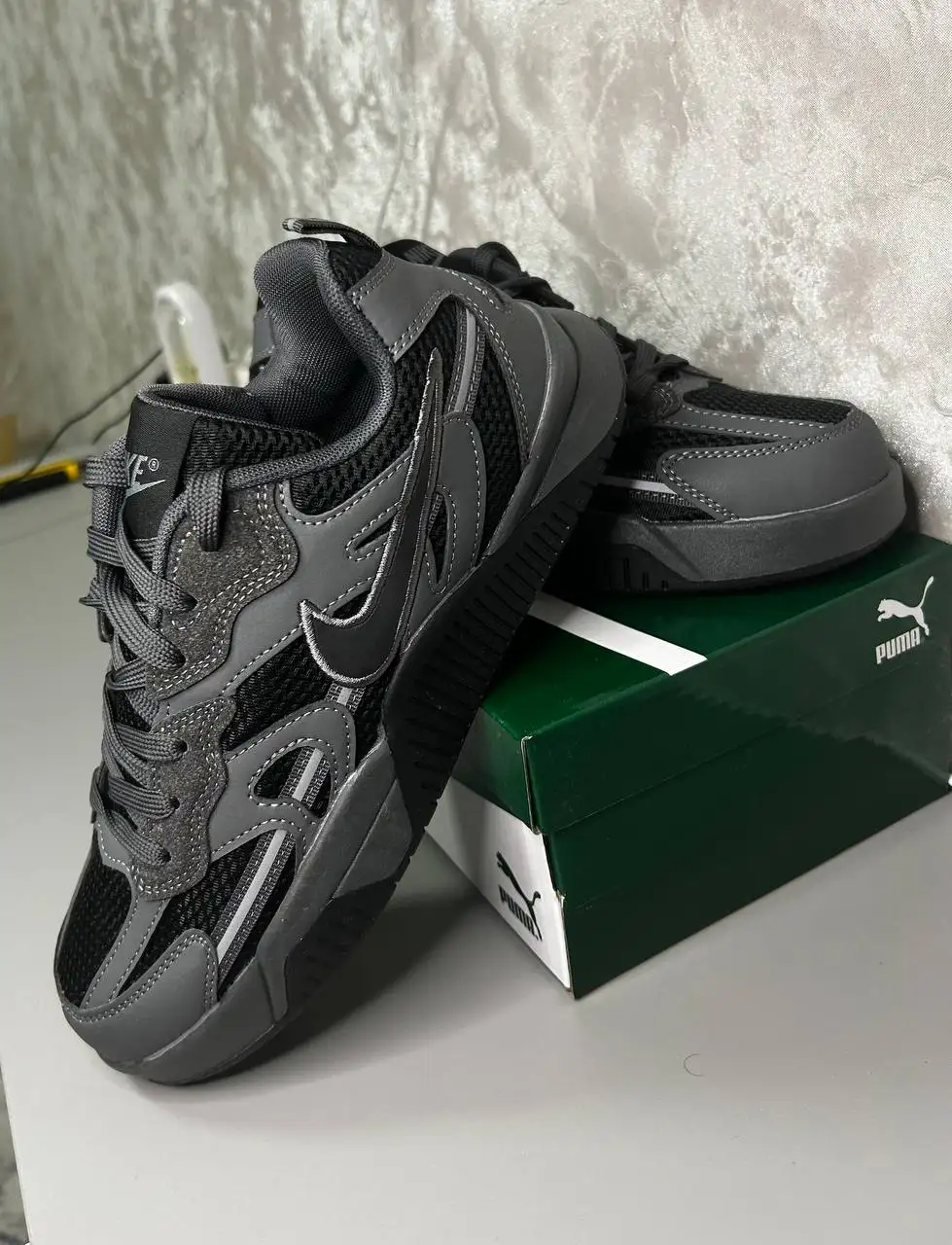 Продам кроссовки NIKE мужские - Обувь (Одежда) в Сургут