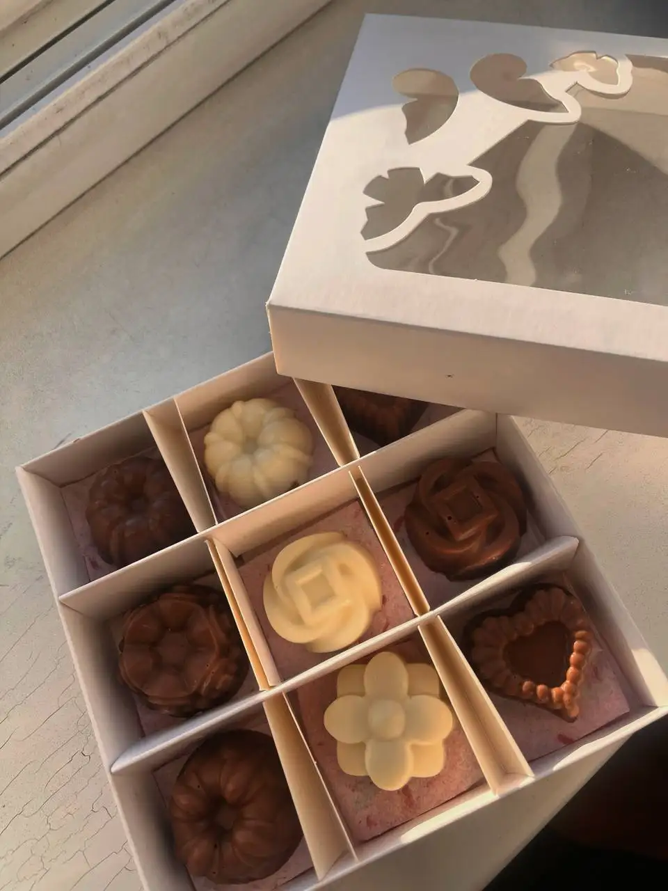 Изысканные шоколадные десерты ручной работы - Услуги в Сургут