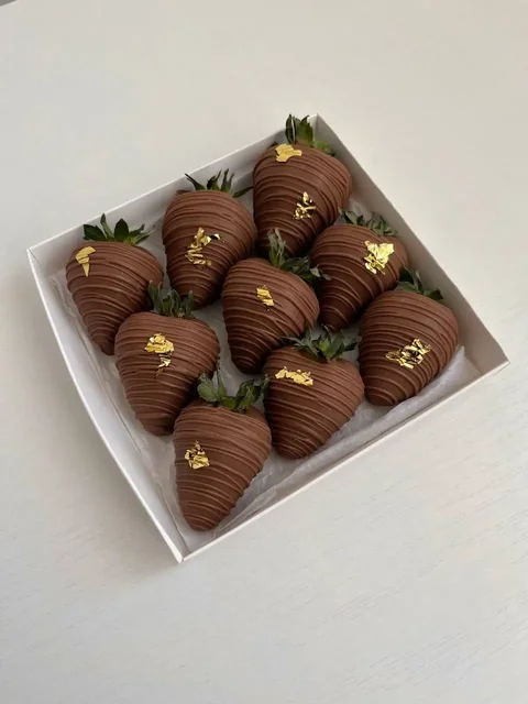 Клубника в шоколаде ручной работы - Подарки в Нефтеюганск