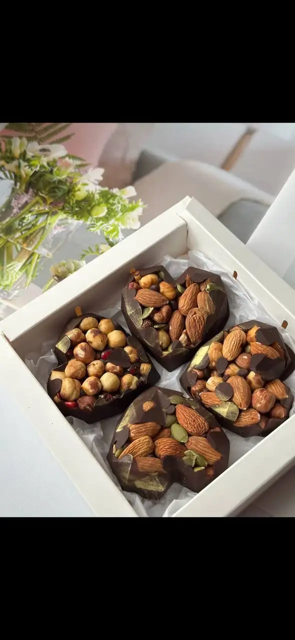 Клубника в шоколаде ручной работы с доставкой - Подарки ручной работы (Хобби и отдых) в Нефтеюганск