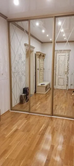 Сдам квартиру в центре Сургута - Дома в Сургут