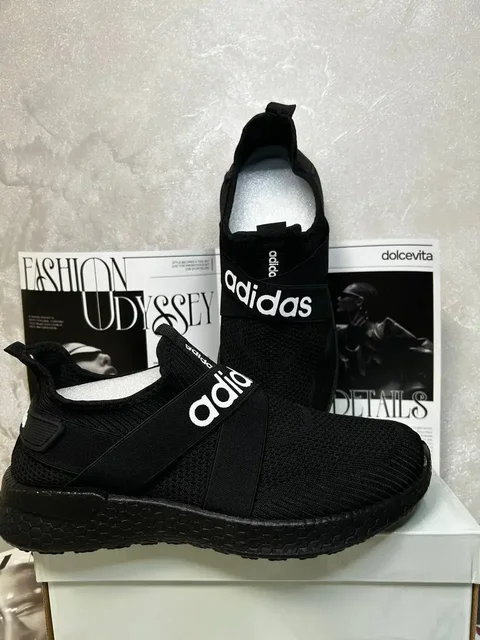 Кроссовки мужские ADIDAS новые - Одежда в Сургут