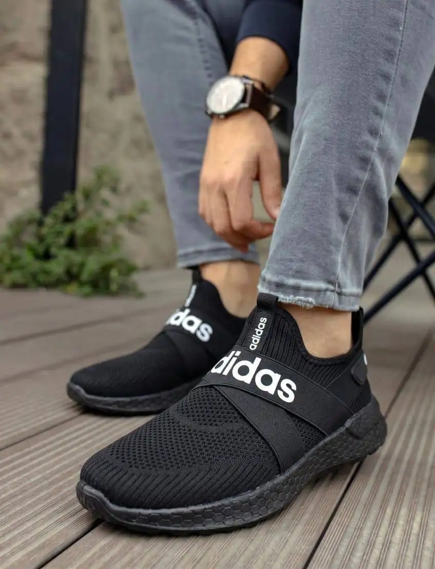 Кроссовки мужские ADIDAS новые - Обувь (Одежда) в Сургут