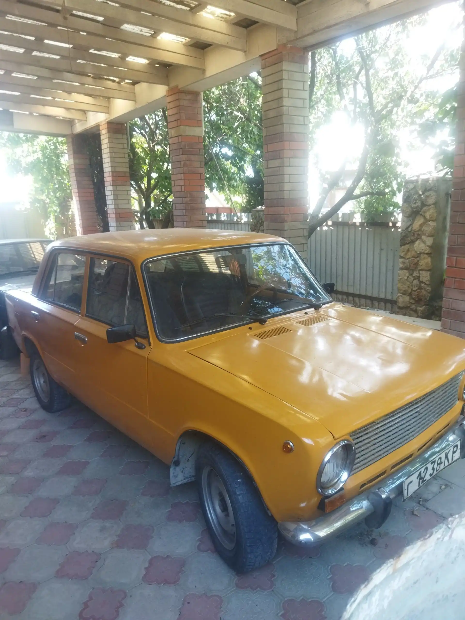 Продам ВАЗ 2101 с родным мотором и документами