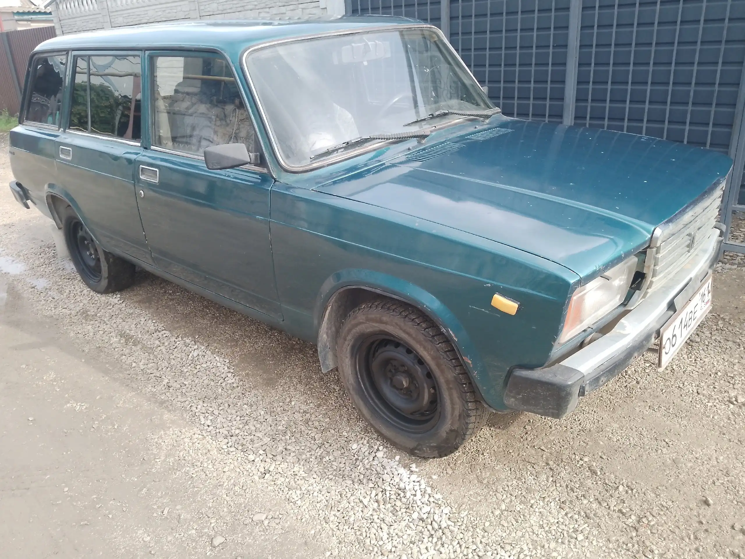 Машина 2000 года в Джанкое