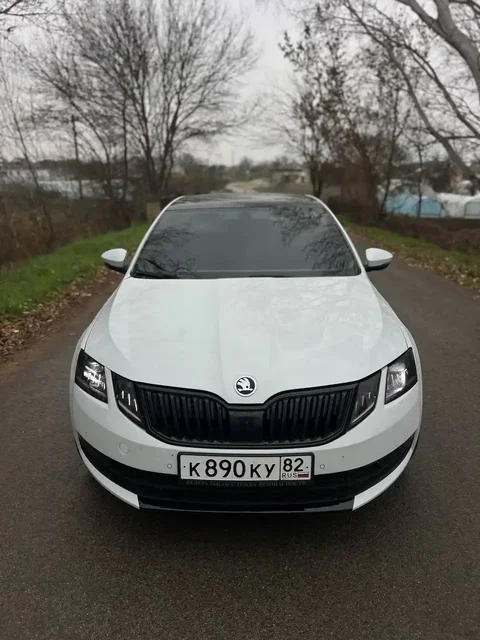 Volkswagen Golf 2017 года с пробегом 140 тыс. км - Авто в Севастополь