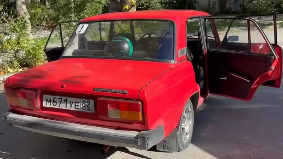 Продажа ВАЗ 2105 1983 года выпуска