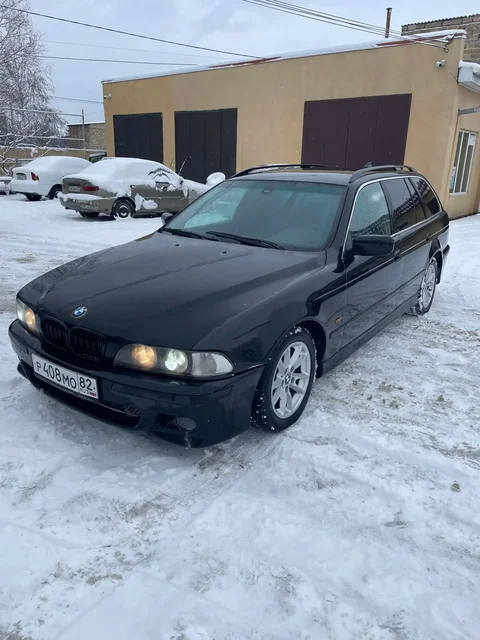 BMW e39 touring 2.2 бензин АКПП 2001г - Авто в Симферополь