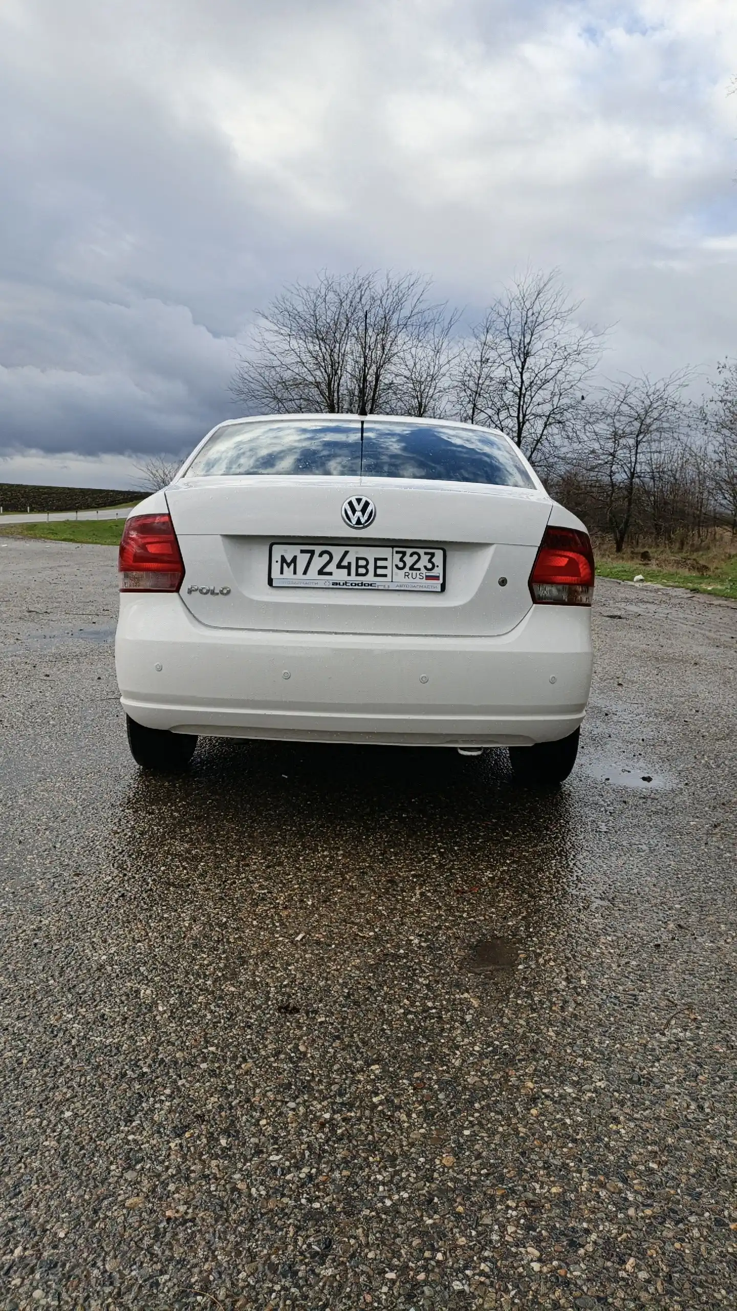 Продам Volkswagen Polo 2012 года, 1.6, автомат, 230 тыс. км