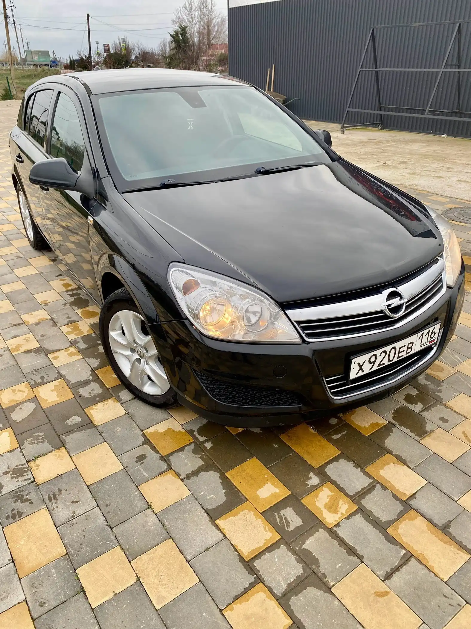 Продам Opel 2012 года выпуска