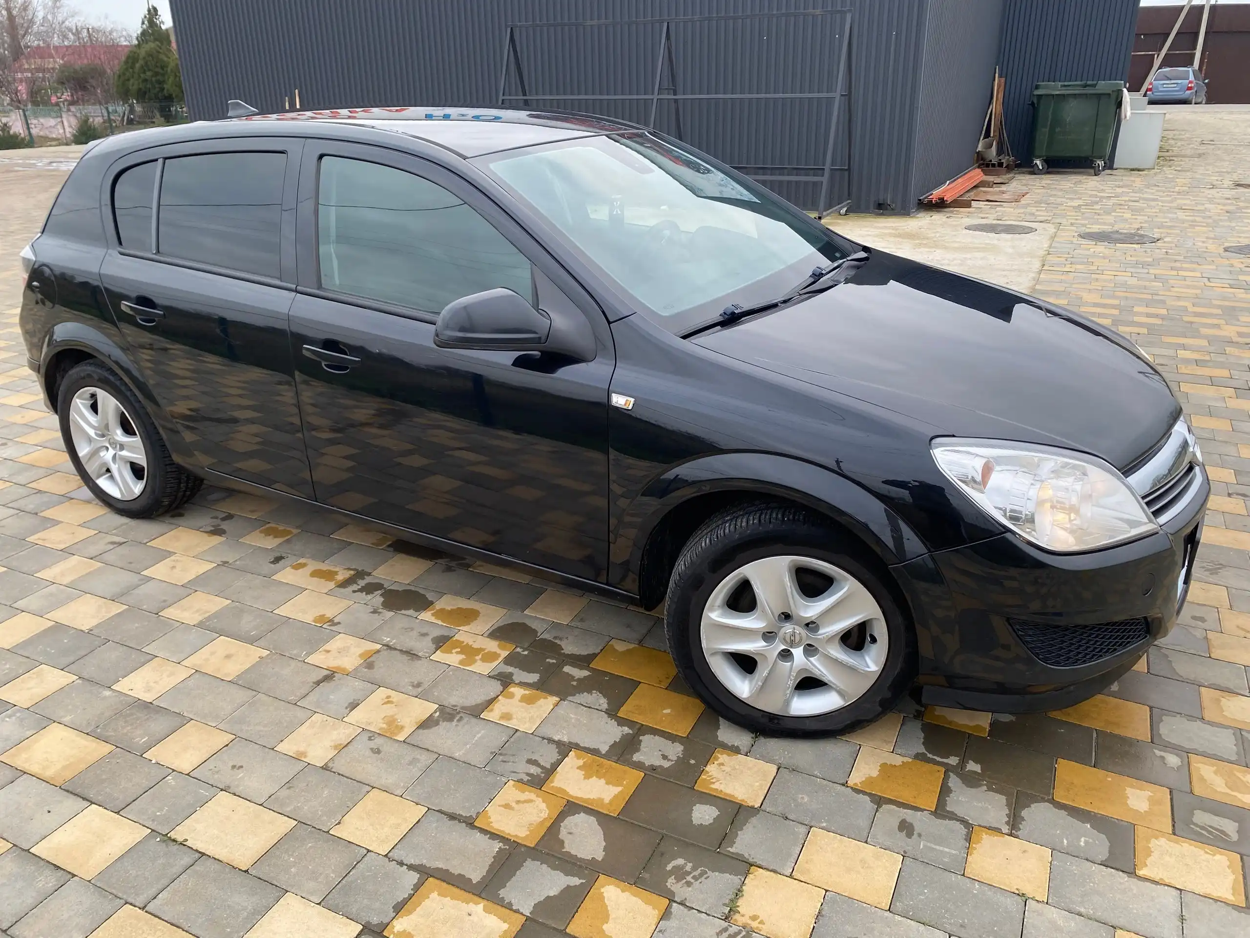 Продам Opel 2012 года выпуска