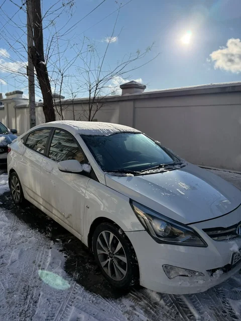 Продажа Hyundai Solaris 2015 года - Госномера в Симферополь