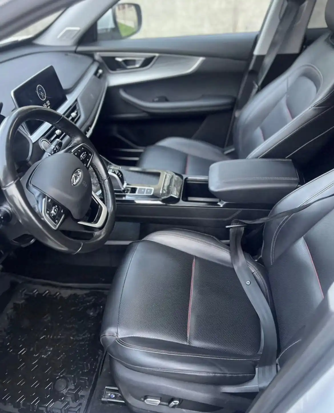 Продам массивный и динамичный Chery Tiggo7 Pro 2023 года выпуска