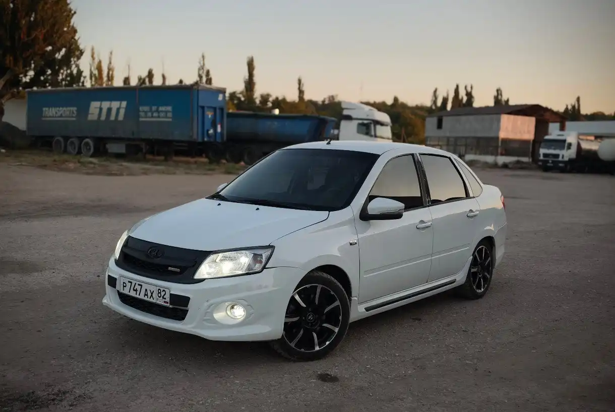 Продажа Лады Гранта Спорт 2015 года