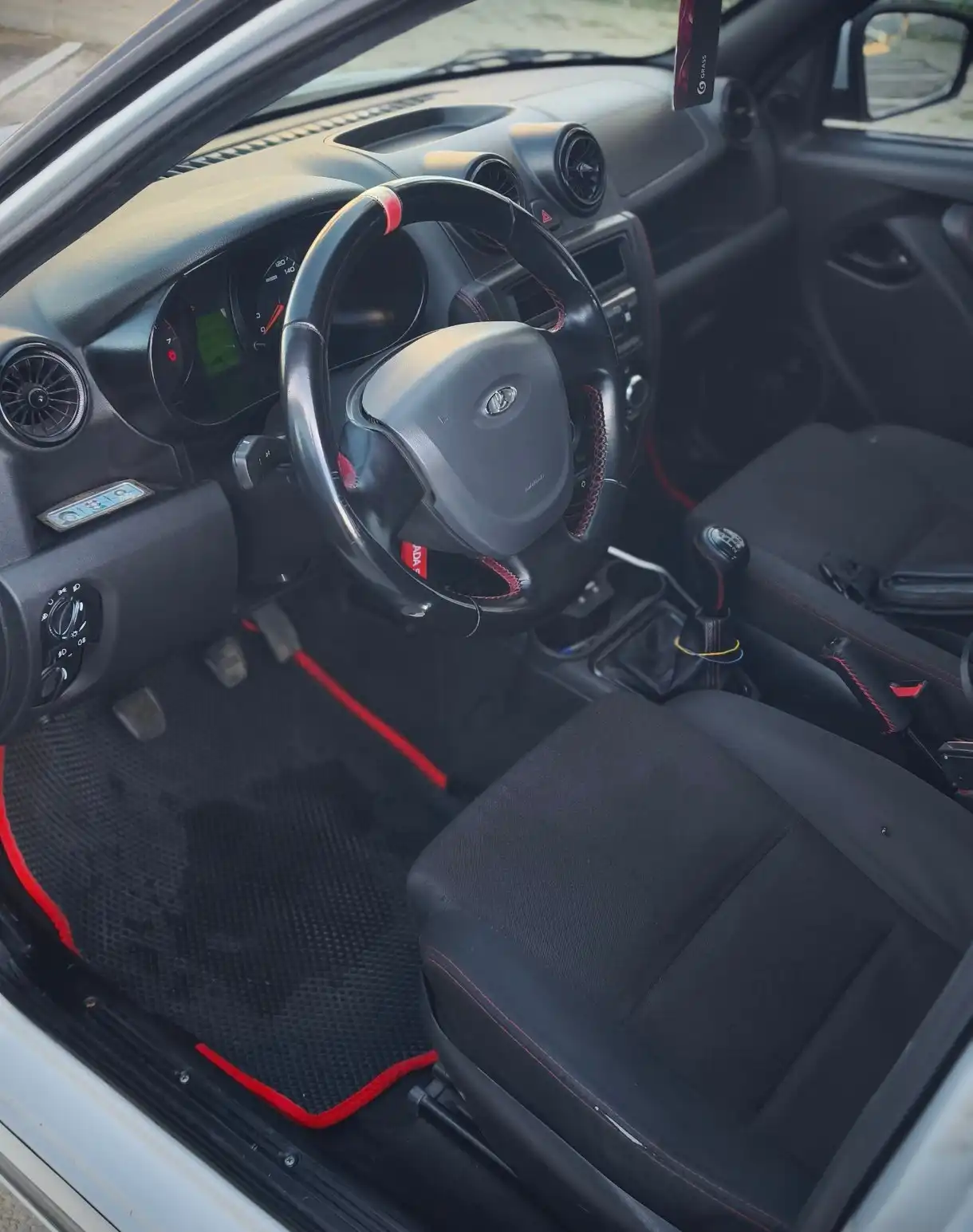 Продажа Лады Гранта Спорт 2015 года