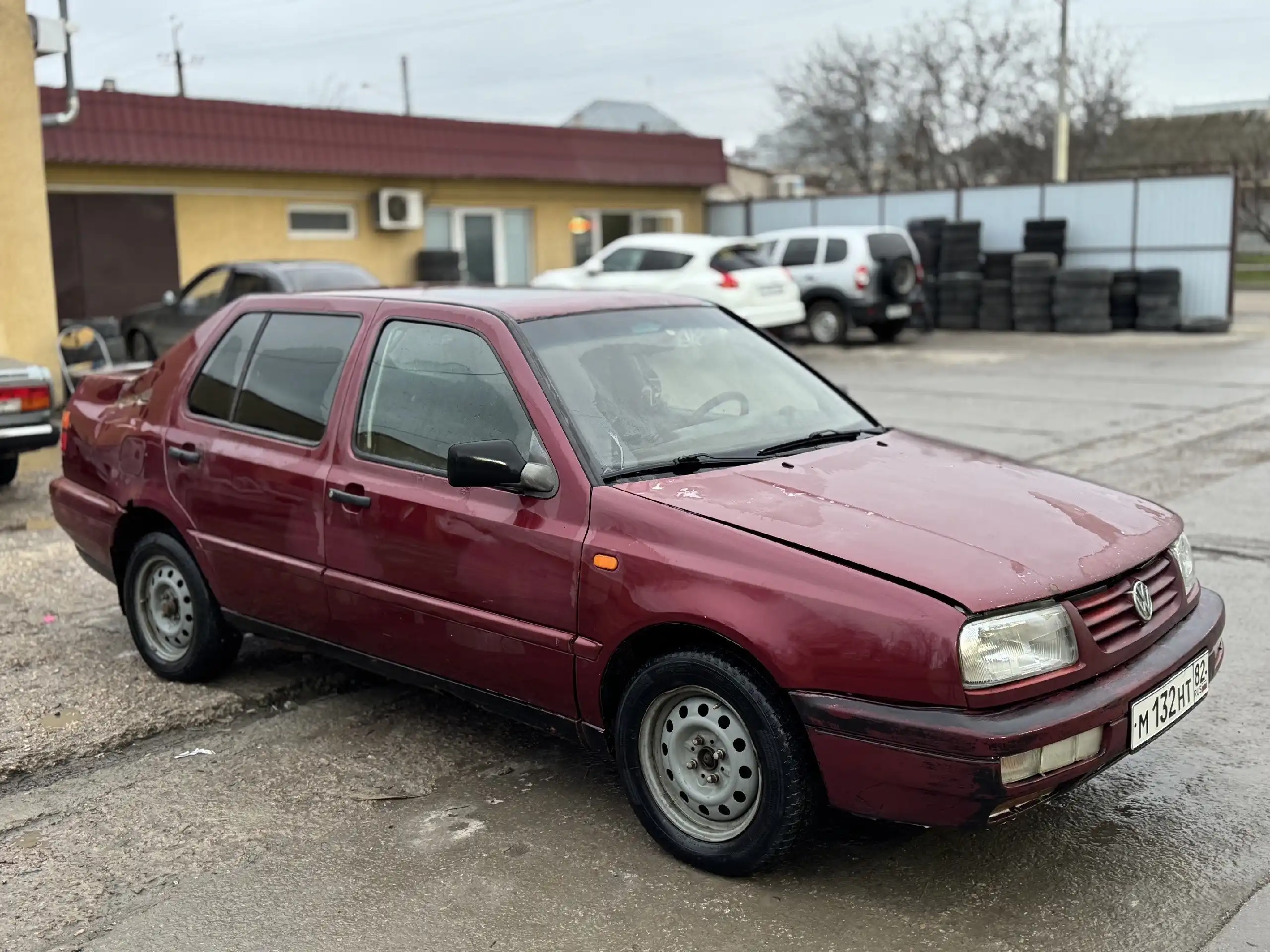 Продажа автомобиля Volkswagen Vento 1996 года