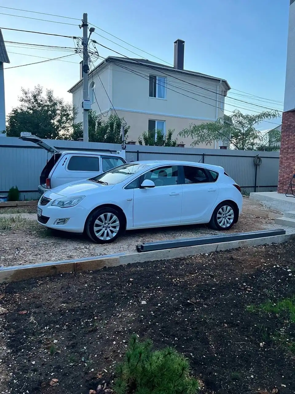 Продам Опель Астра J 2011 года - Авто в Севастополь