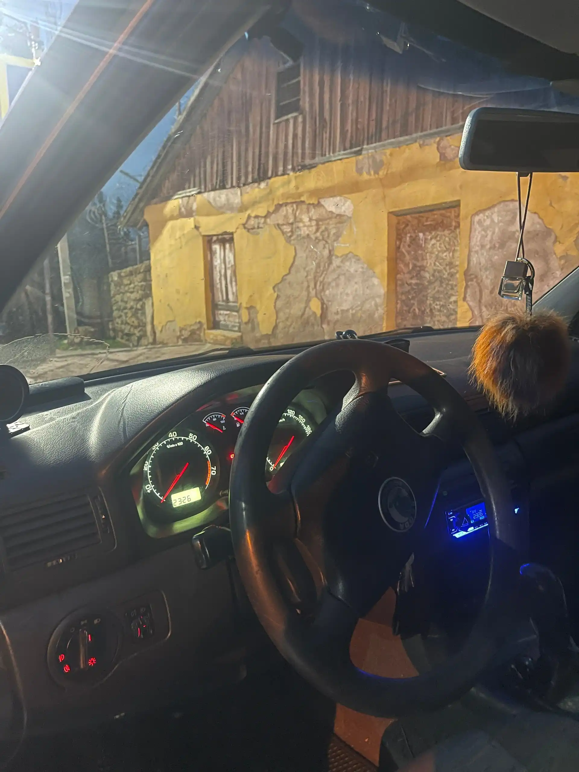 Продам Шкода Октавия 1.8 турбо 2002 год - Авто в Севастополь