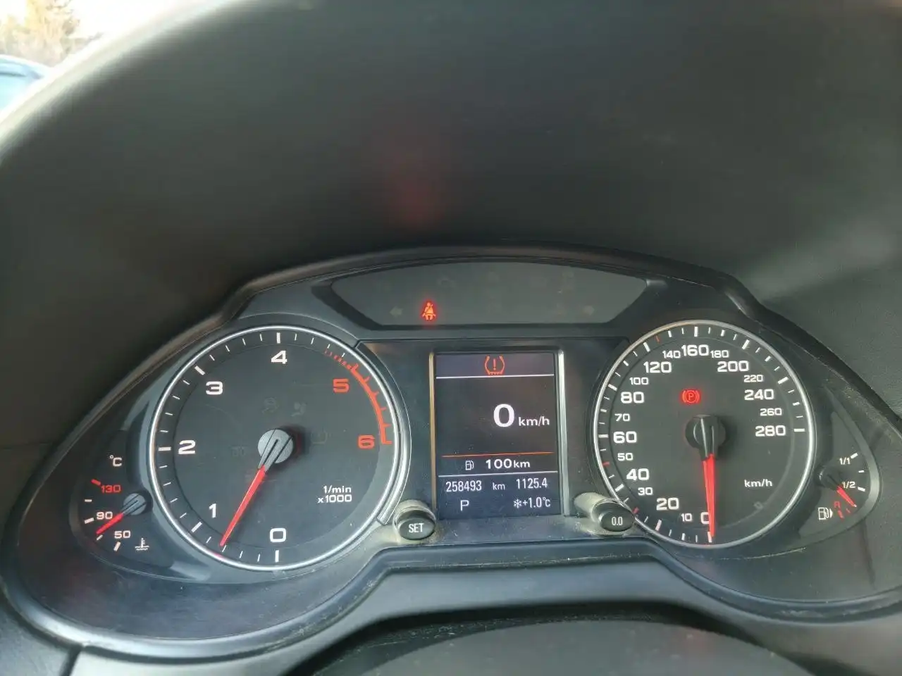 Продажа Audi Q5 2010 года S-line с 3.0 дизелем - Легковые автомобили (Авто) в Севастополь