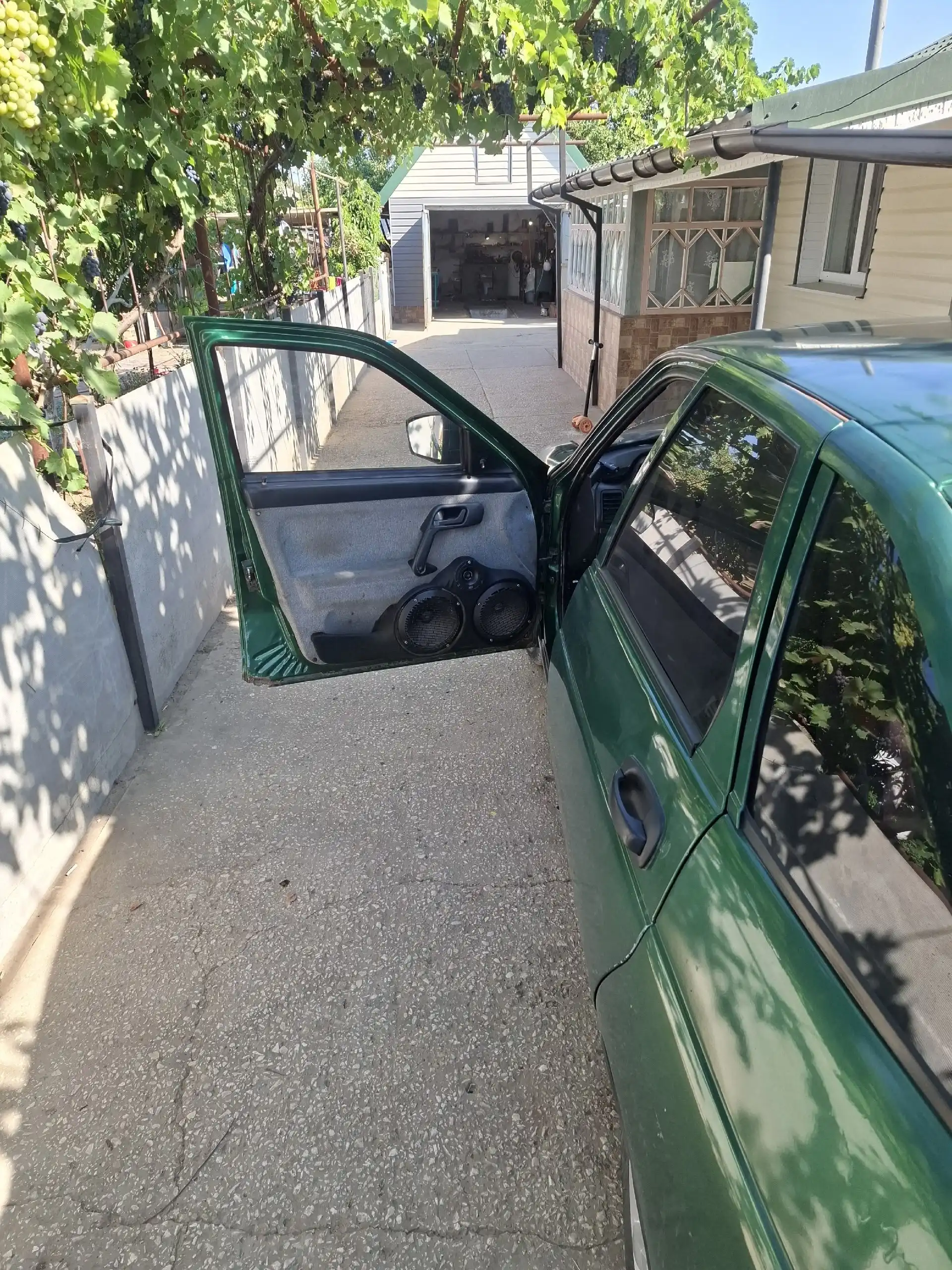 Продам ВАЗ 2112 2001 года - Легковые автомобили (Авто) в Джанкойский район (с. Яснополянское)