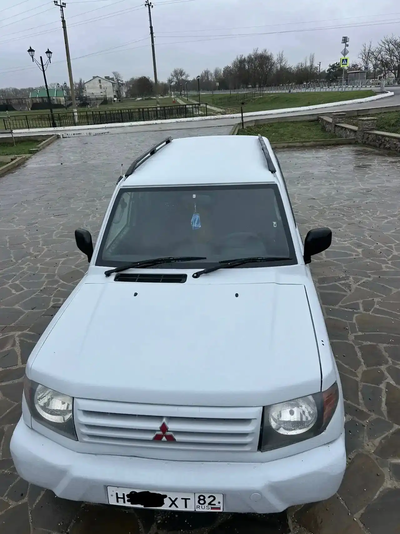 Mitsubishi Pajero IO 1998 года, 1.8 л, автомат, полный привод - Внедорожники (Авто) в Симферополь