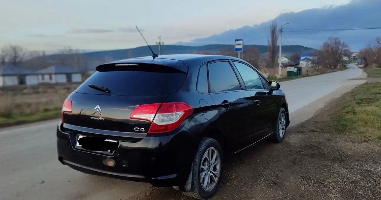 Продам Citroen C4 2011 года - Легковые автомобили (Авто) в Симферополь