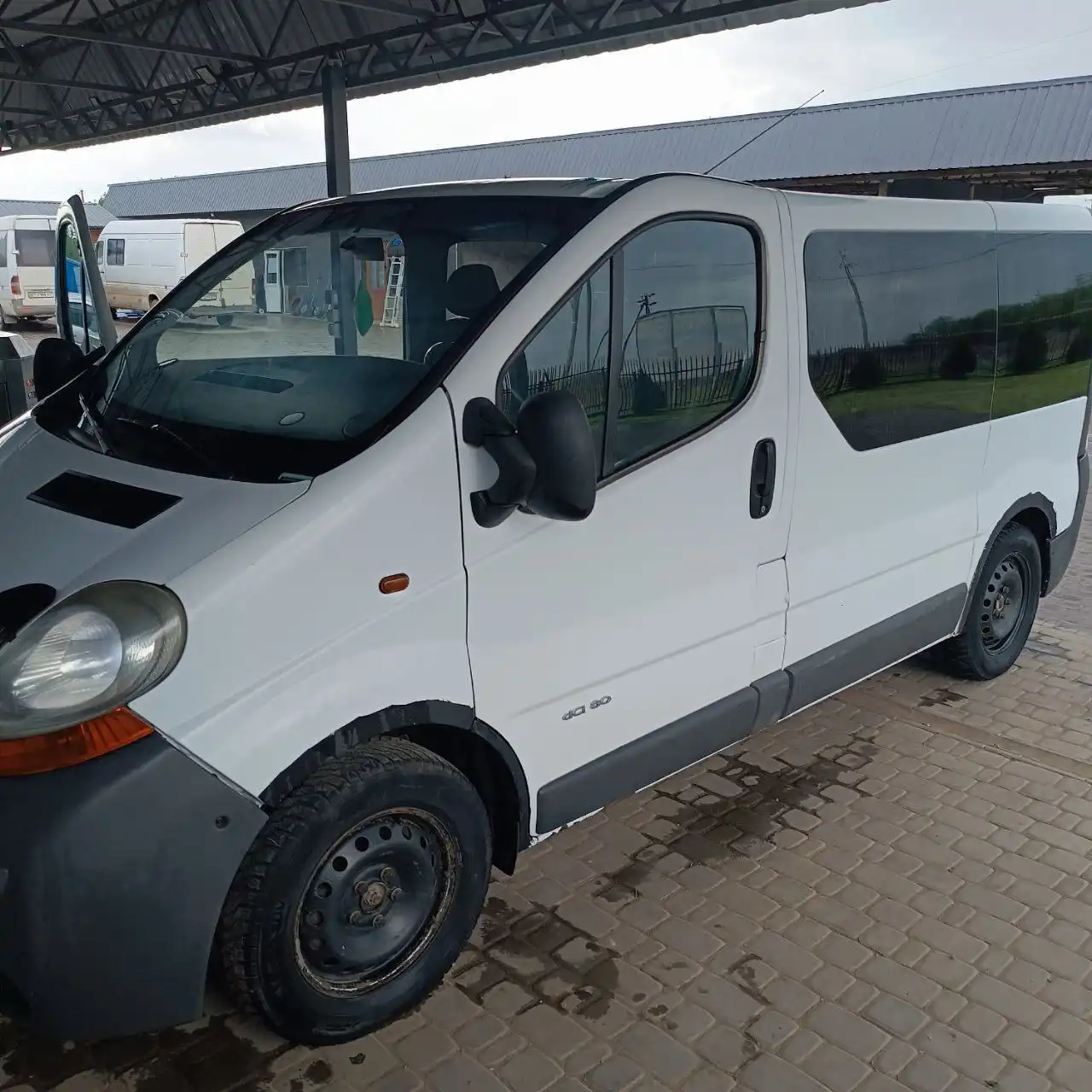 Продажа Renault Traffic 2002 года выпуска - Грузовики и фургоны (Авто) в Армянск