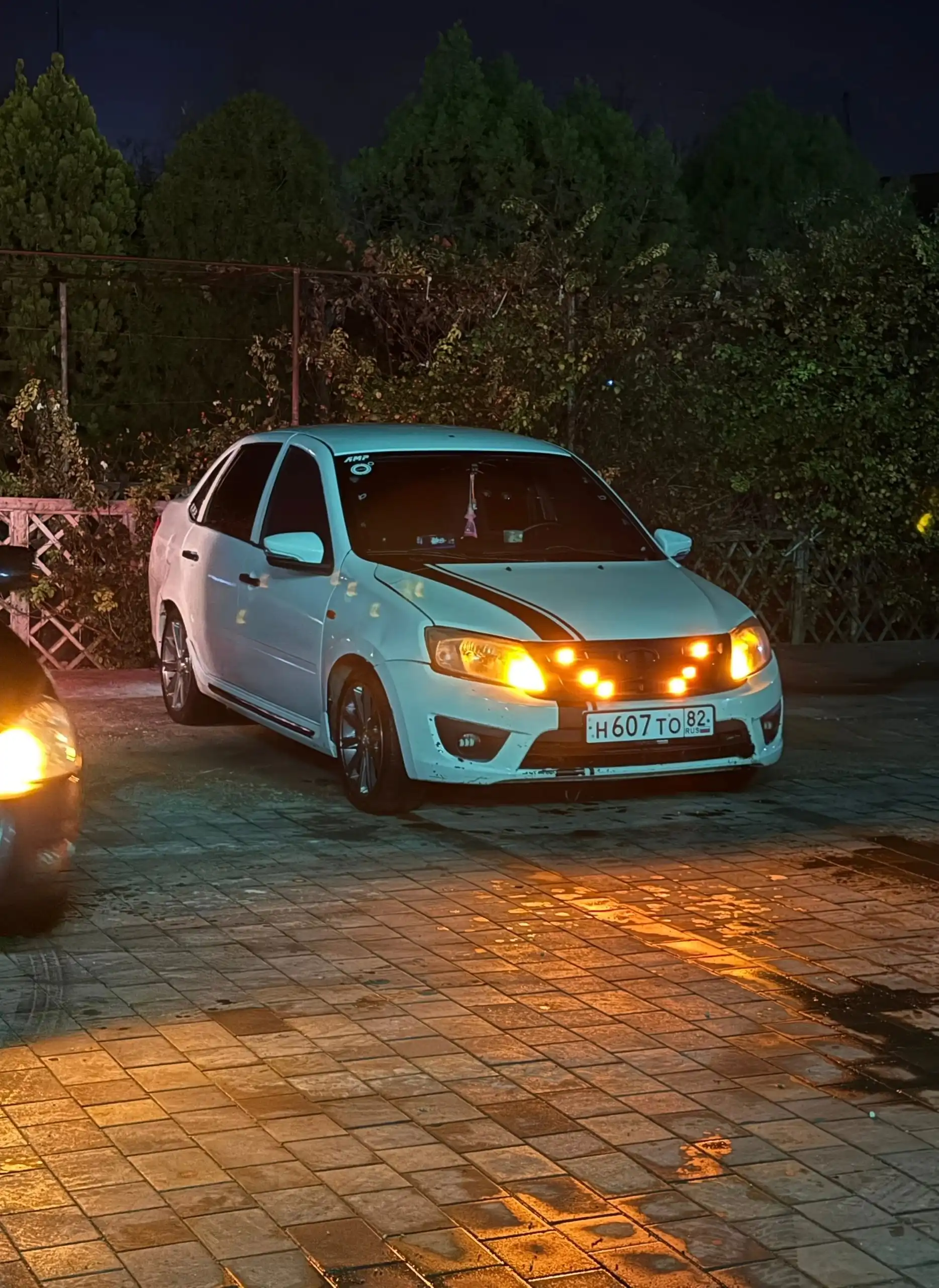 Продам Ладу Гранту с дисками - Легковые автомобили (Авто) в Красноперекопск