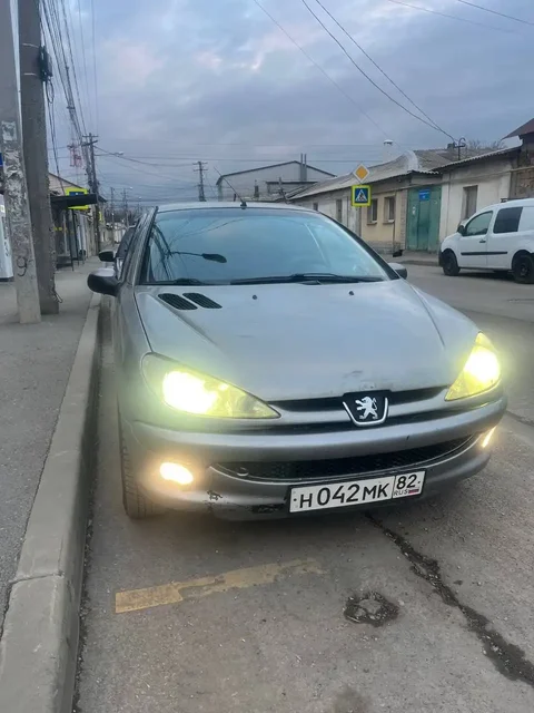 Продам Пежо 206 2004 года - Авто в Симферополь