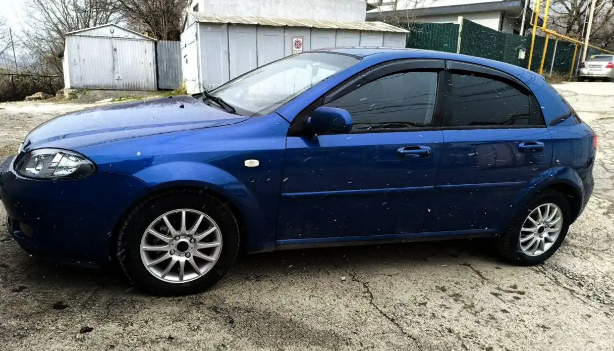 Chevrolet Lacetti 1.6 2007 г.в. в отличном состоянии - Легковые автомобили (Авто) в Ялта
