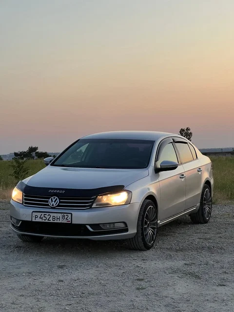Продам Volkswagen Passat B7 2012 года с пробегом 247 тыс. км - частное объявление в Севастополь