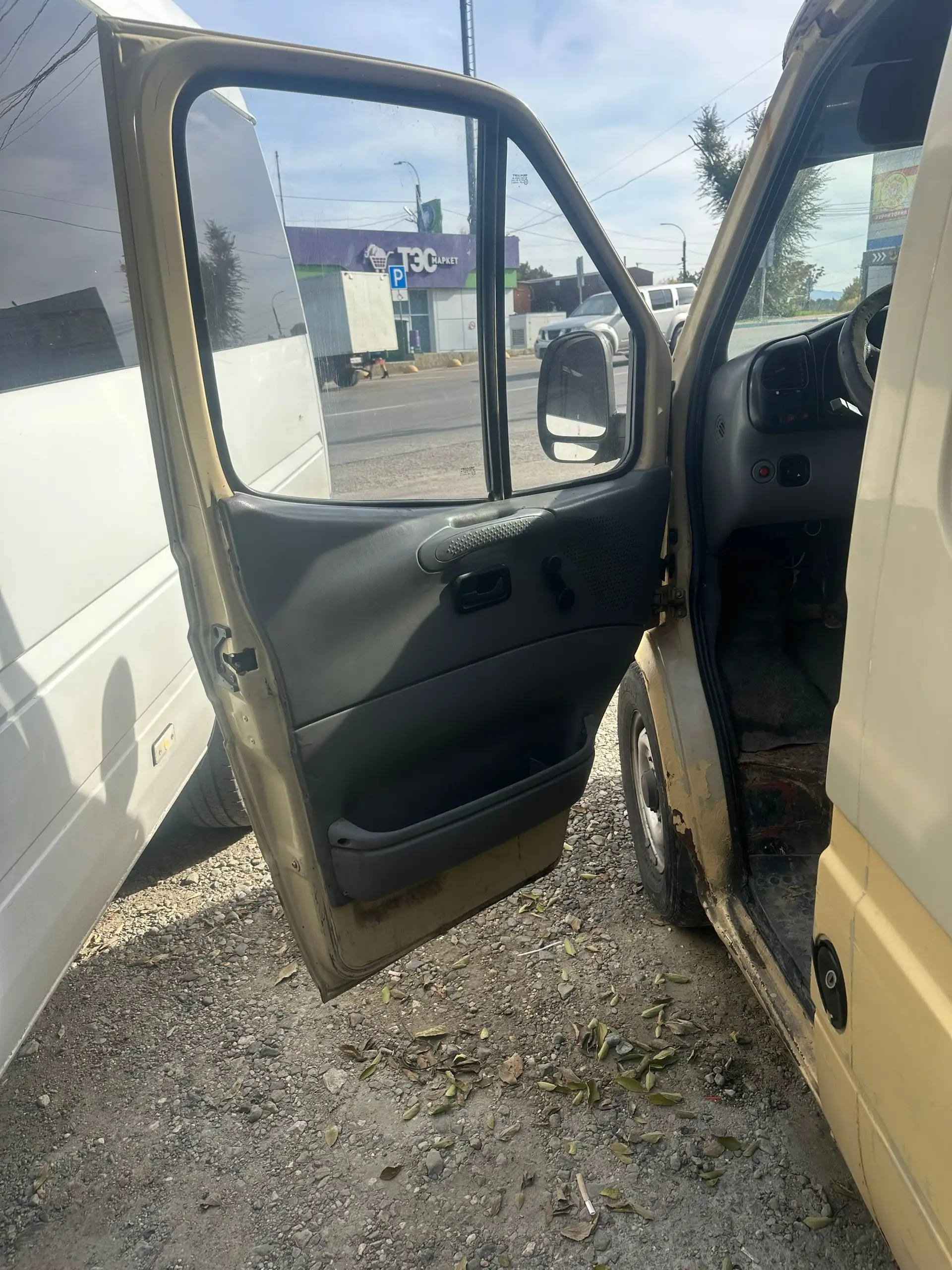 Продам автомобиль Форд Транзит 1995 года - Грузовики и фургоны (Авто) в Симферополь